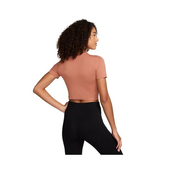 NWT 2024 Nike Essential Cropped T-Shirt Slim Fit Tee Modern Center Swoosh Large - Picture 6 of 11